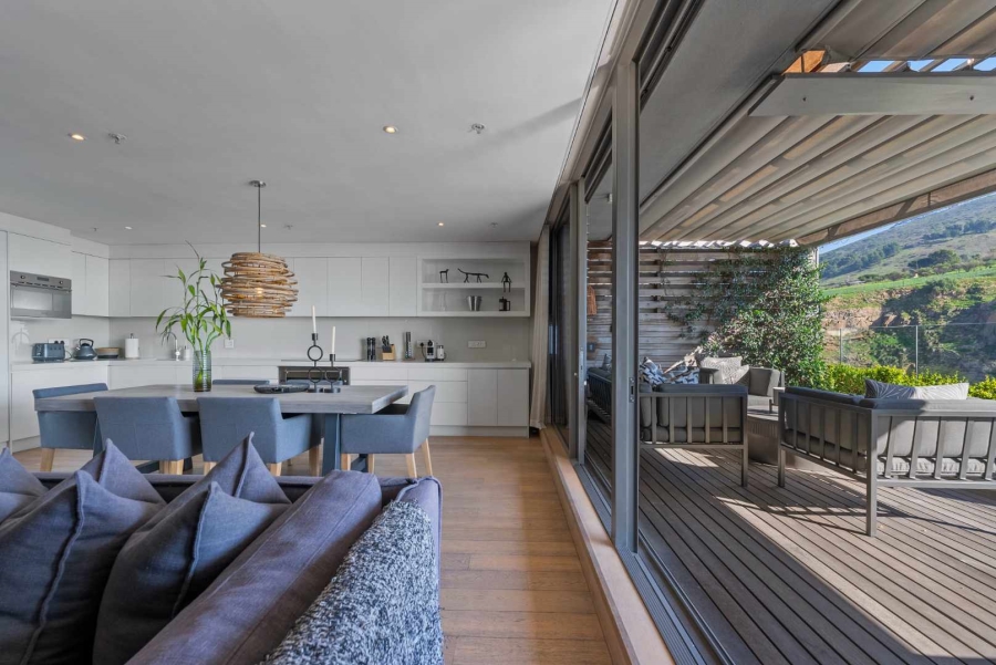 2 Bedroom Property for Sale in De Waterkant Western Cape